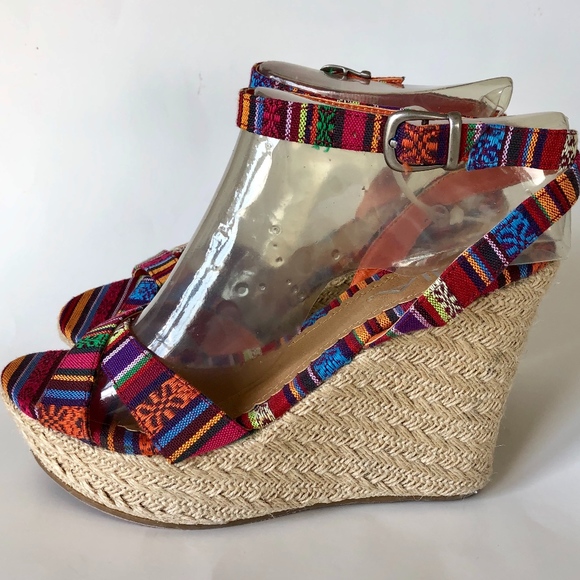 Mia Shoes - Mia Aztec Print Wedge NWOT